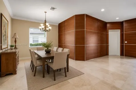 19301 Seneca Avenue Weston FL 33332