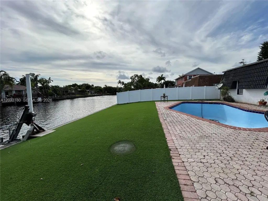 1772 NW 36th Court Oakland Park FL 33309