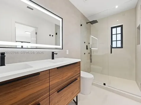 39 Palermo Avenue Coral Gables FL 33134