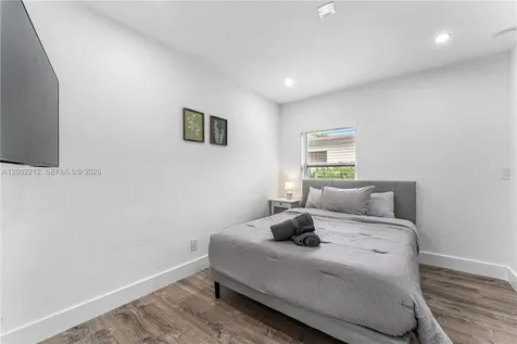1523 NE 118th Terrace Miami FL 33161