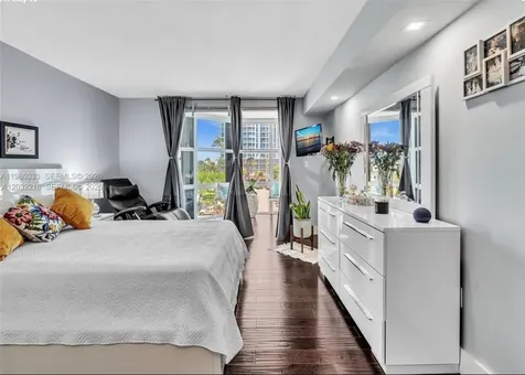 6423 Collins Avenue Miami Beach FL 33141