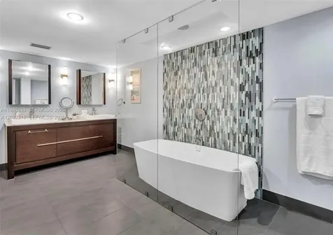 6423 Collins Avenue Miami Beach FL 33141