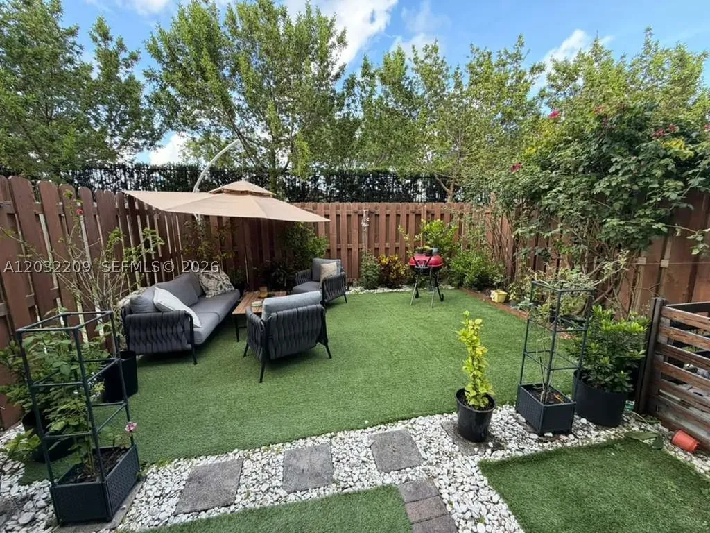 20731 NE 7th Place Miami FL 33179