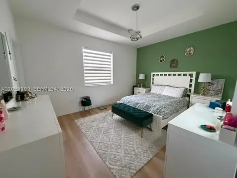 20731 NE 7th Place Miami FL 33179