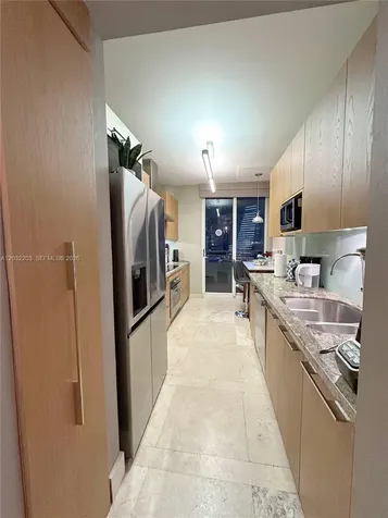 888 Brickell Key Drive Miami FL 33131