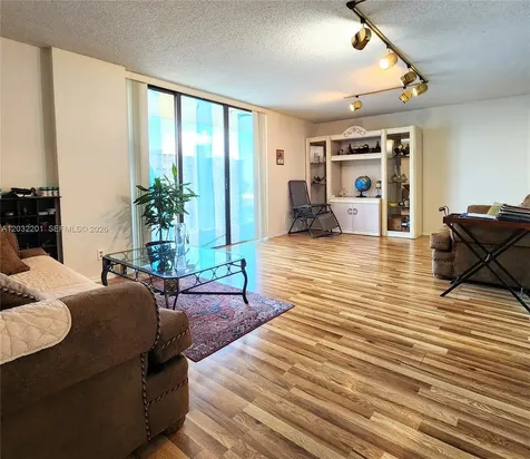 18181 NE 31st Court Aventura FL 33160