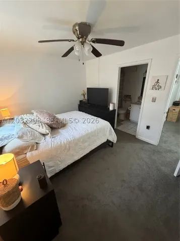 9495 N Palm Circle N Pembroke Pines FL 33025