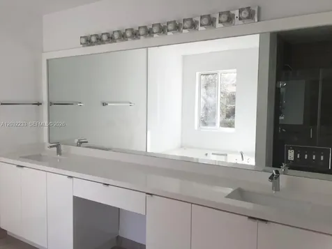6622 Acacia Court South Miami FL 33143