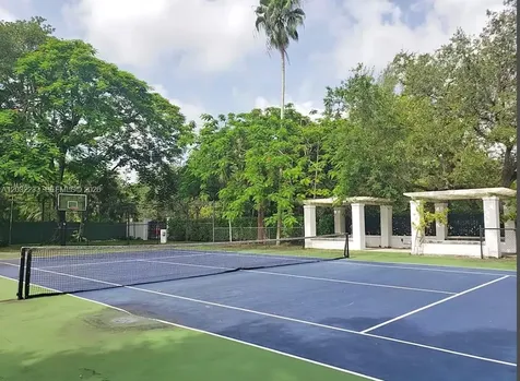 6622 Acacia Court South Miami FL 33143