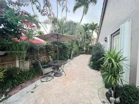 11769 SW 92nd Lane Miami FL 33186