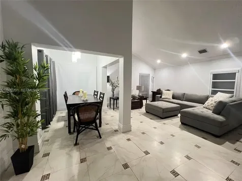 11769 SW 92nd Lane Miami FL 33186