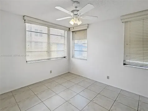 9531 Seagrape Drive Davie FL 33324