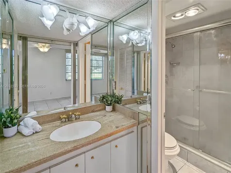 9531 Seagrape Drive Davie FL 33324
