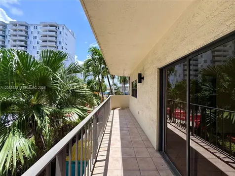 1250 Lincoln Road Miami Beach FL 33139