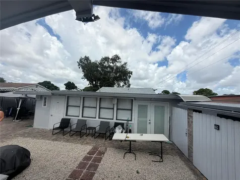 10415 NW 30th Court Miami FL 33147