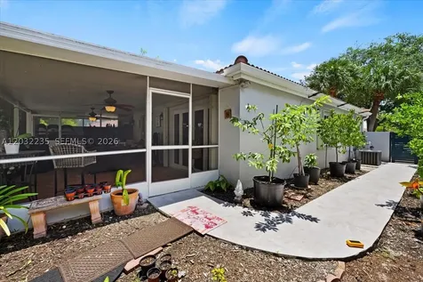 19291 NW 90th Court Hialeah FL 33018