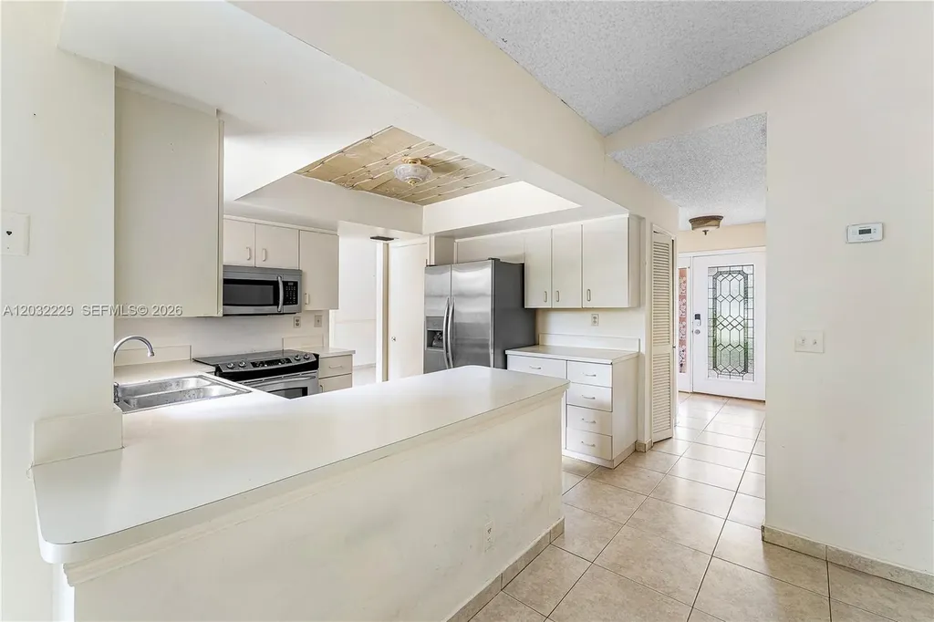 1586 Old Cypress Trail Wellington FL 33414