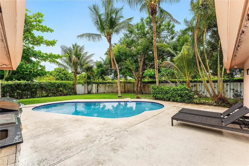 1586 Old Cypress Trail Wellington FL 33414