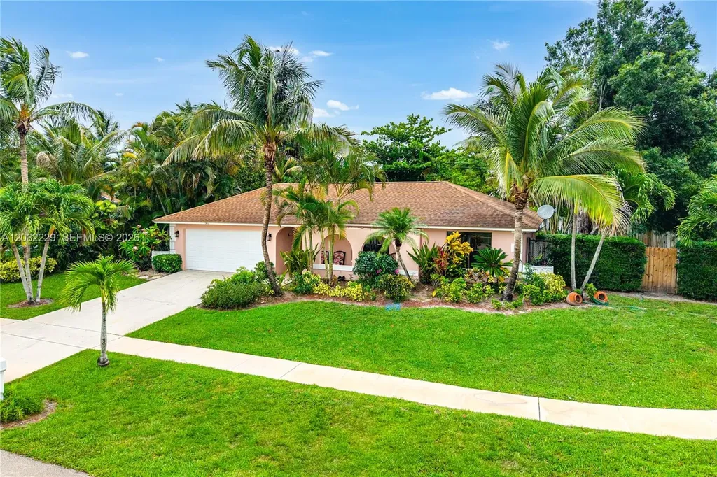 1586 Old Cypress Trail Wellington FL 33414
