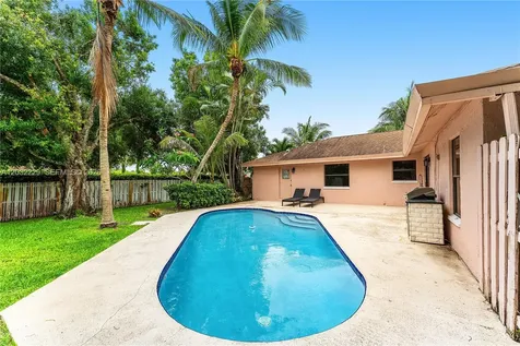 1586 Old Cypress Trail Wellington FL 33414