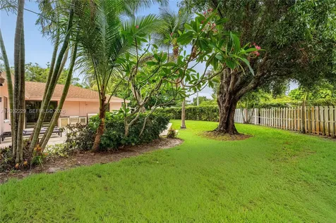 1586 Old Cypress Trail Wellington FL 33414