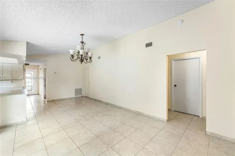 1586 Old Cypress Trail Wellington FL 33414