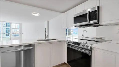 555 NE 34th Street Miami FL 33137