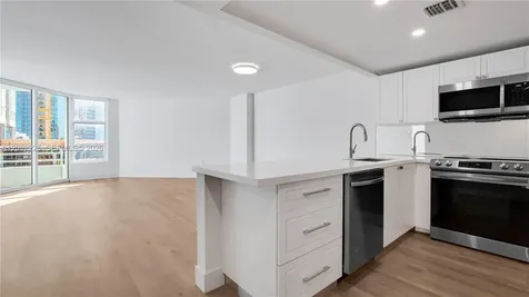 555 NE 34th Street Miami FL 33137