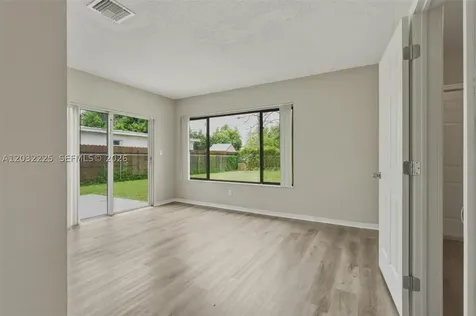 1432 NE 181st Street North Miami Beach FL 33162