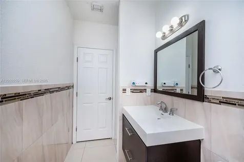 1507 NW 100th Street Miami FL 33147