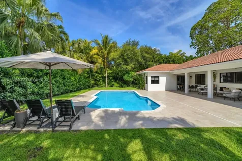 6466 SW 84th Street Miami FL 33143