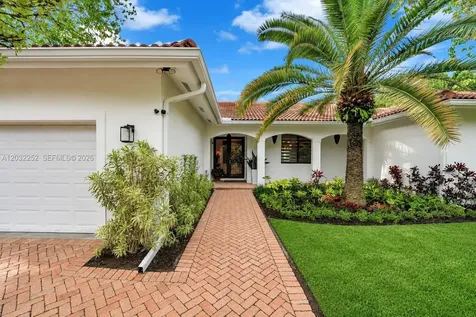 6466 SW 84th Street Miami FL 33143