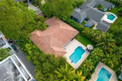 6466 SW 84th Street Miami FL 33143