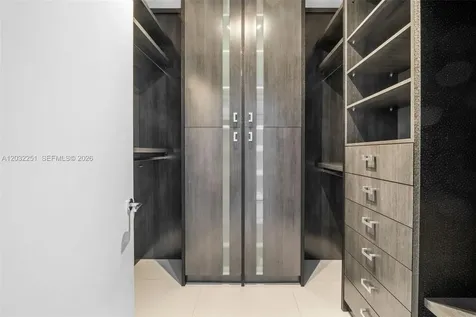 17121 Collins Avenue Sunny Isles Beach FL 33160