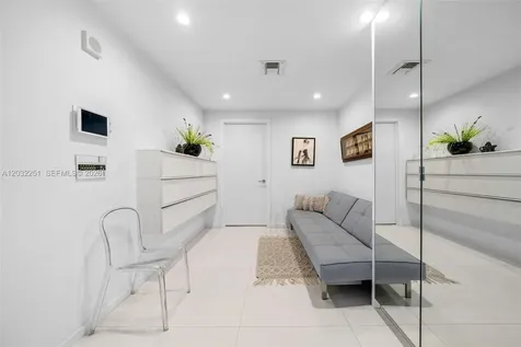17121 Collins Avenue Sunny Isles Beach FL 33160