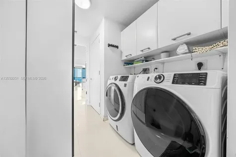 17121 Collins Avenue Sunny Isles Beach FL 33160