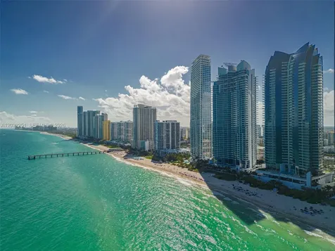 17121 Collins Avenue Sunny Isles Beach FL 33160