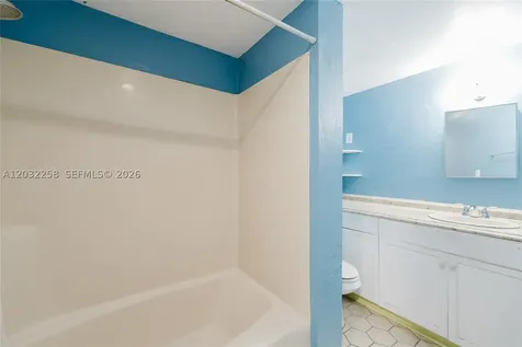 5737 Grant Street Hollywood FL 33021