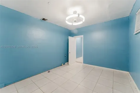 5737 Grant Street Hollywood FL 33021