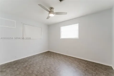 5737 Grant Street Hollywood FL 33021