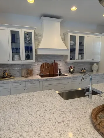 10609 SW 55th Street Cooper City FL 33328