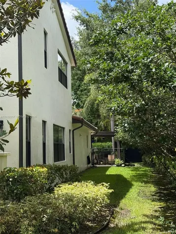 10609 SW 55th Street Cooper City FL 33328