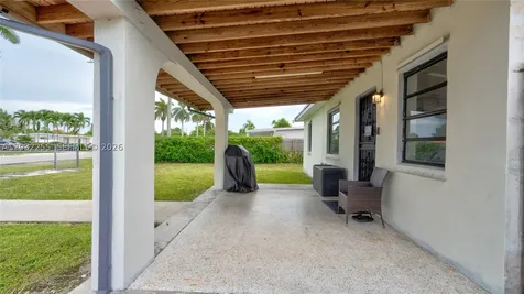 9840 SW 48th Street Miami FL 33165