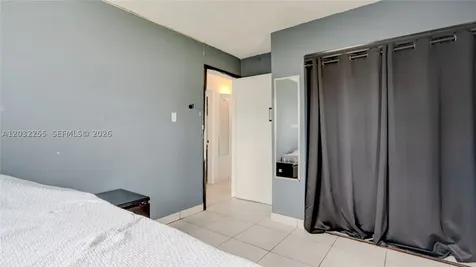 9840 SW 48th Street Miami FL 33165