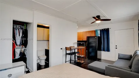 9840 SW 48th Street Miami FL 33165