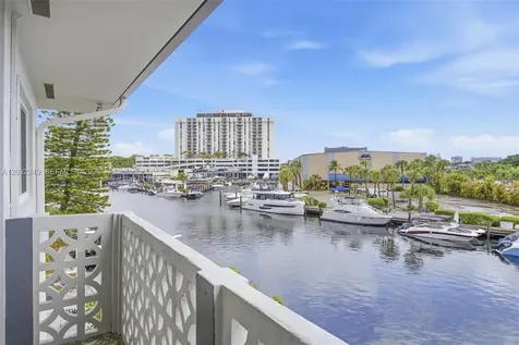 13105 NE Ixora Court North Miami FL 33181
