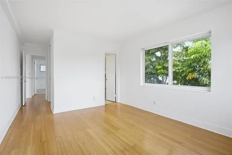 13105 NE Ixora Court North Miami FL 33181