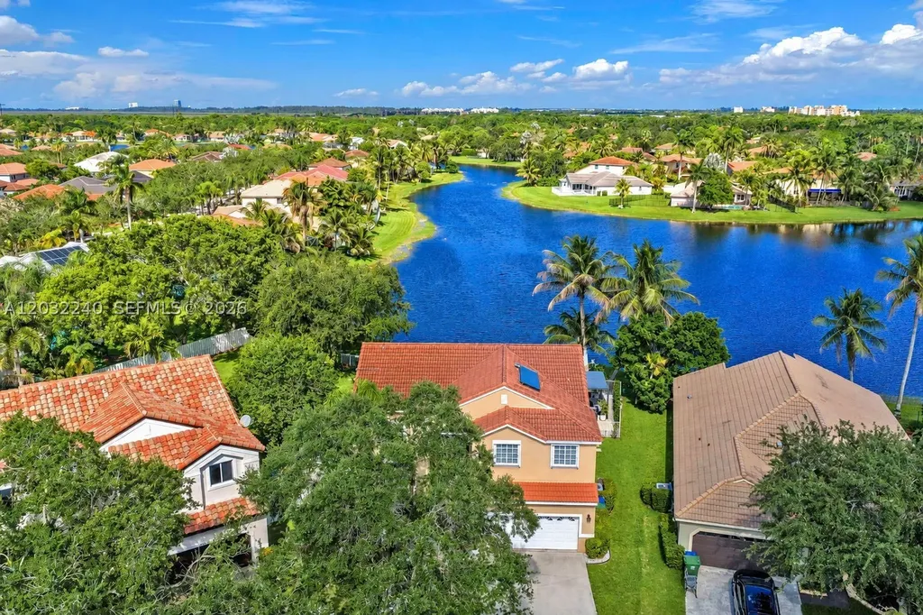 480 Cambridge Drive Weston FL 33326