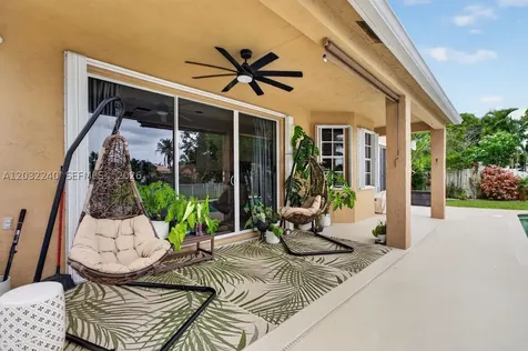 480 Cambridge Drive Weston FL 33326