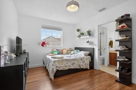 480 Cambridge Drive Weston FL 33326